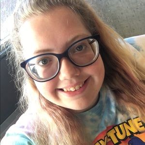 Meet your Posher, Carrie